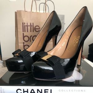 Ferragamo Bow Pump 4 inch ✨sz 9